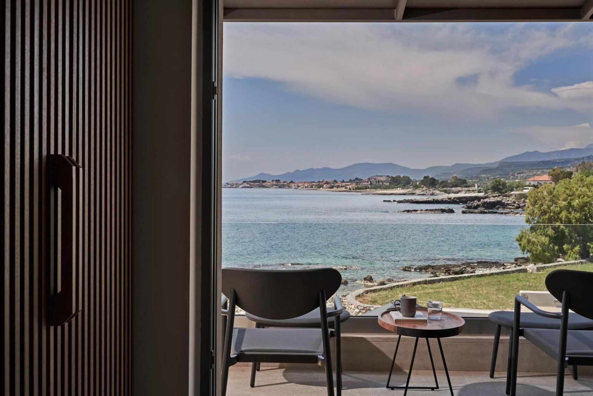 Beachfront Alassa Villas With Private Pools Kotronion  Eksteriør bilde